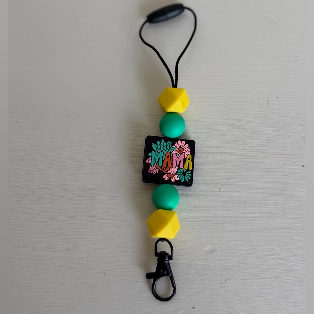 MAMA Floral Charm Beaded Car Freshie Hanger/Keychain - Picture 2 of 2